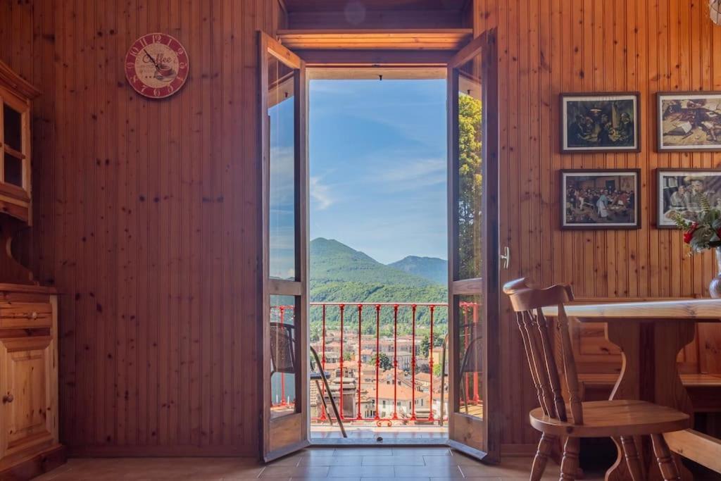 Appartamento Vista Lago Luino Eksteriør billede