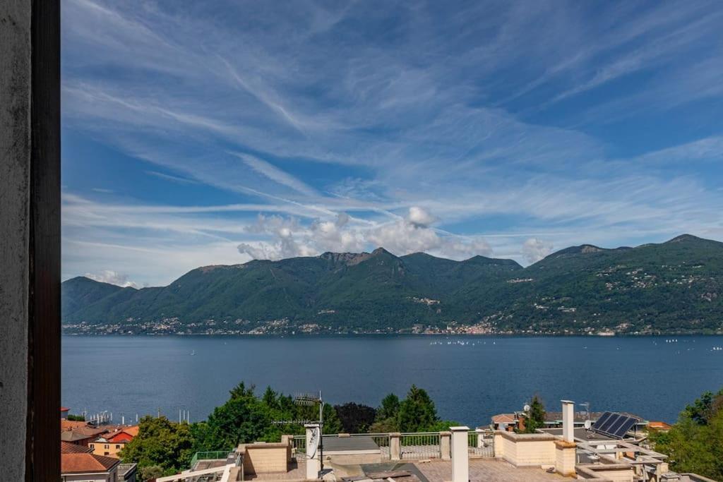 Appartamento Vista Lago Luino Eksteriør billede